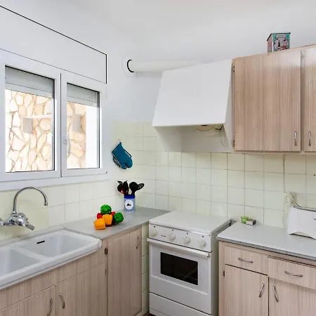 Merlet By Interhome Llanca